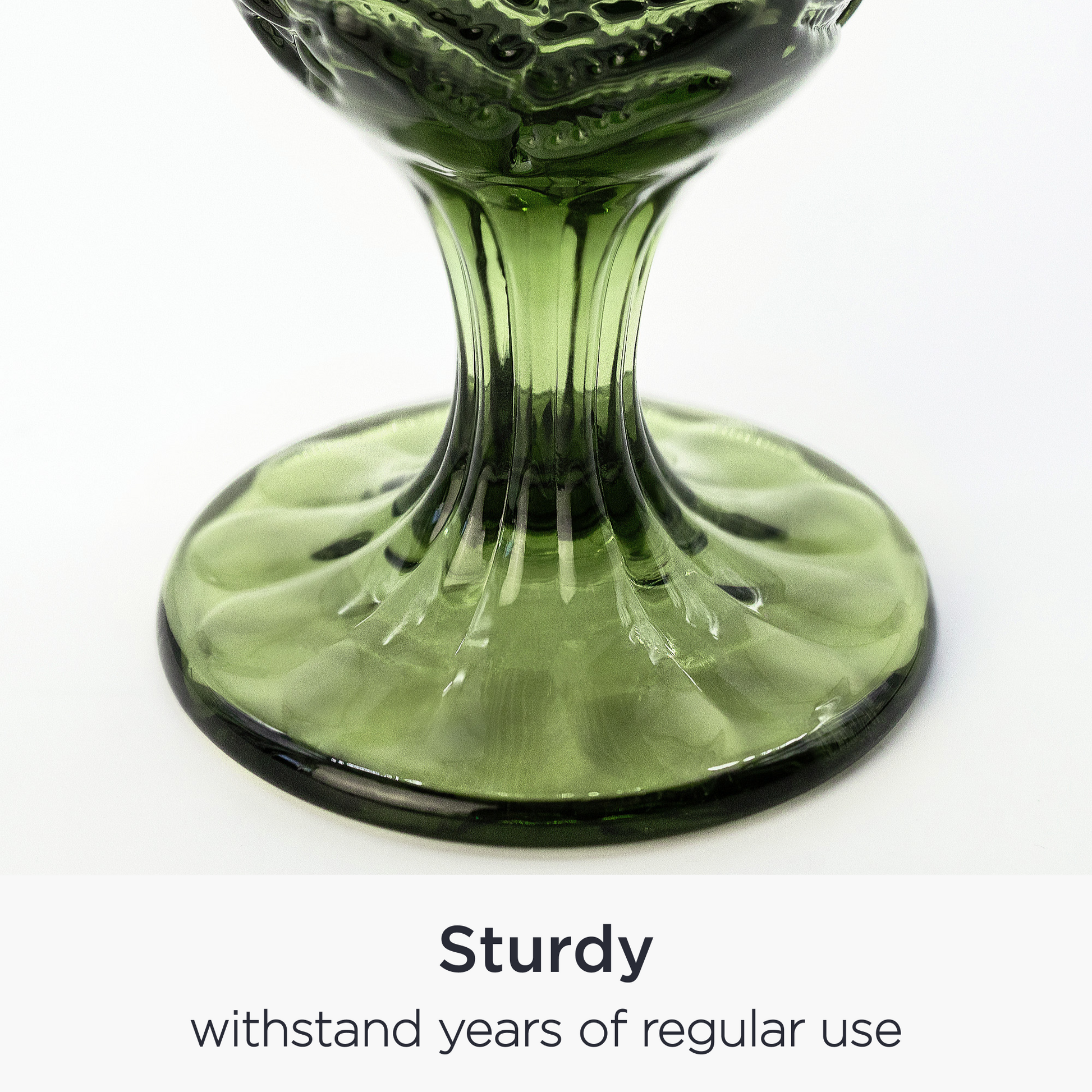 Green retro goblet  – elegant drinkware for special moments